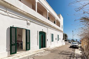 2217 Appartamenti La Roccia - Trilo by Barbarhouse