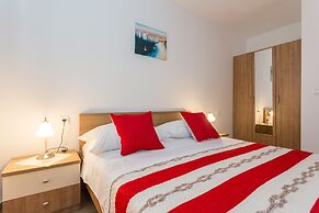 Sea View Apartments - Perovic