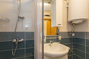 Sea View Apartments - Perovic