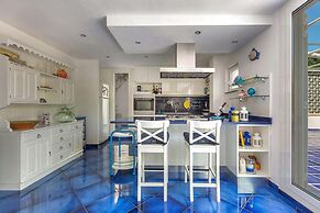 2025 Villa Elmar by Barbarhouse