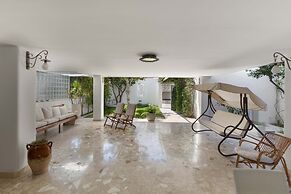 2025 Villa Elmar by Barbarhouse