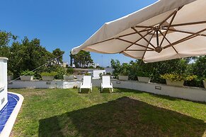 2025 Villa Elmar by Barbarhouse