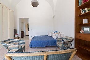 2999 La Casa in Piazzetta by Barbarhouse