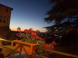 Summer Sale! Lovely 3-bed Apartment in Spoleto