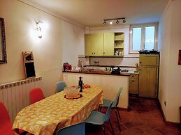 Summer Sale! Lovely 3-bed Apartment in Spoleto