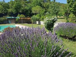 Summer Sale! Lovely 3-bed Apartment in Spoleto