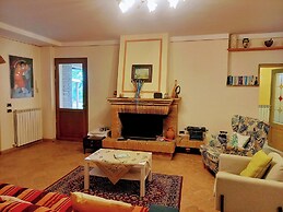 Summer Sale! Lovely 3-bed Apartment in Spoleto