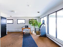 Manor Motel By OYO Near Oak Brook/Chicago Westchester