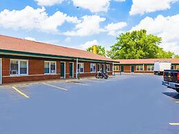 Manor Motel By OYO Near Oak Brook/Chicago Westchester