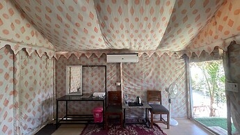 Unity Holiday Resort- Statue of Unity