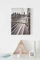 Premium 2BR CBD Apartment With River View Balcony