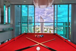 Premium 2BR CBD Apartment With River View Balcony