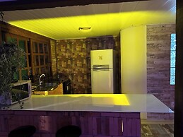 Bangalô House - Praia do Rosa SC