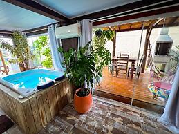 Bangalô House - Praia do Rosa SC
