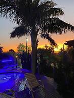 Bangalô House - Praia do Rosa SC