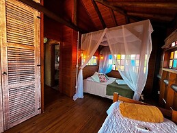 Bangalô House - Praia do Rosa SC