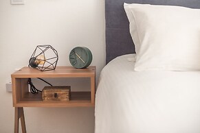 Live As A Greek in Athena