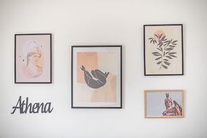 Live As A Greek in Athena