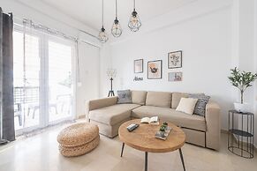 Live As A Greek in Athena