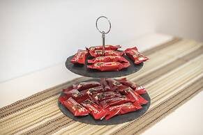 Live As A Greek in Athena