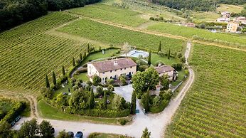 Donato Farmhouse Apartment With Pool