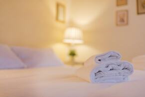 Donato Farmhouse Apartment With Pool