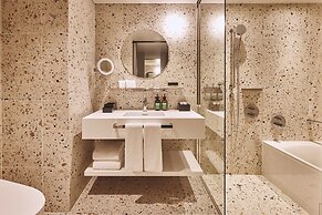 voco Osaka Central by IHG