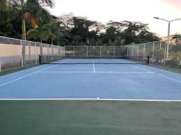 Luxury 4-Bedroom villa