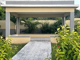 Luxury 4-Bedroom villa