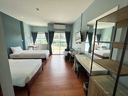 A Hotel Cozy