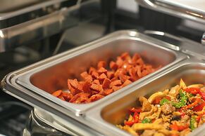 Media Central Hotel & Spa