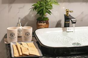 Media Central Hotel & Spa