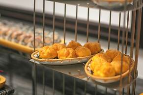 Media Central Hotel & Spa