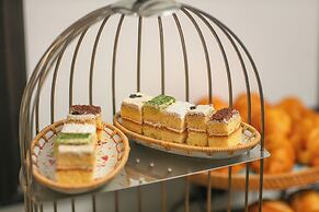 Media Central Hotel & Spa