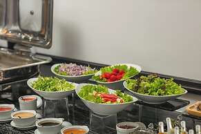 Media Central Hotel & Spa