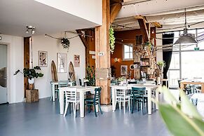 Tiny Parks Cast Away