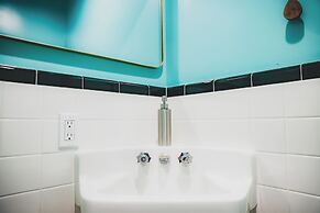 Blue Ridge Tourist Court