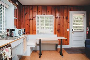 Blue Ridge Tourist Court