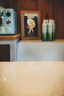 Blue Ridge Tourist Court