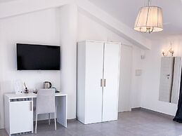 Dimora Calauriia - Adults Only