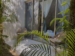 Kabah Luxury Apartment