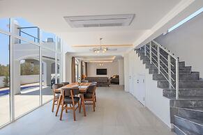 Orka World Villa 2 in Oludeniz