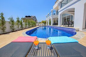 Orka World Villa 2 in Oludeniz