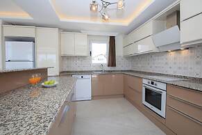 Orka World Villa 2 in Oludeniz