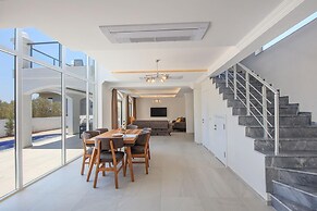 Orka World Villa 1 in Oludeniz