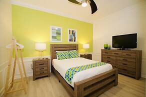 Vista Cay Luxury 4 Bedroom Condo 3120