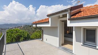 Italianway - Luxury Apartment in Modern Villa 2