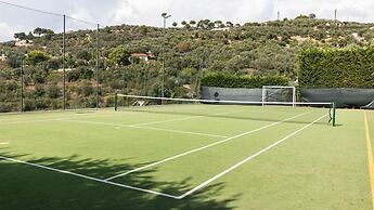 Italianway - Luxury Apartment in Modern Villa 2