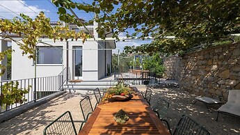 Italianway - Luxury Apartment in Modern Villa 2