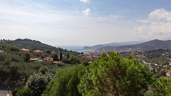 Italianway - Luxury Apartment in Modern Villa 2